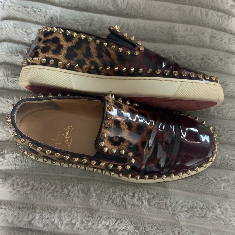 Shoes - Picture 5 of 6